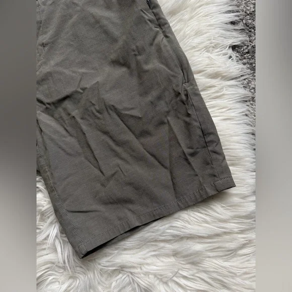 Vuori Aim 5” shorts - Picture 3 of 7